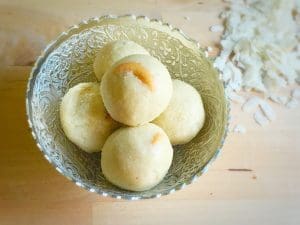 Poha ladoo,aval ladoo,ladoo,poha ladoo recipe,aval ladoo recipe,how to make ladoo,ladoo recipe,how to make aval ladoo,how to make poha ladooo,ladoo,sweet,indian sweets,sweets,how to make sweets