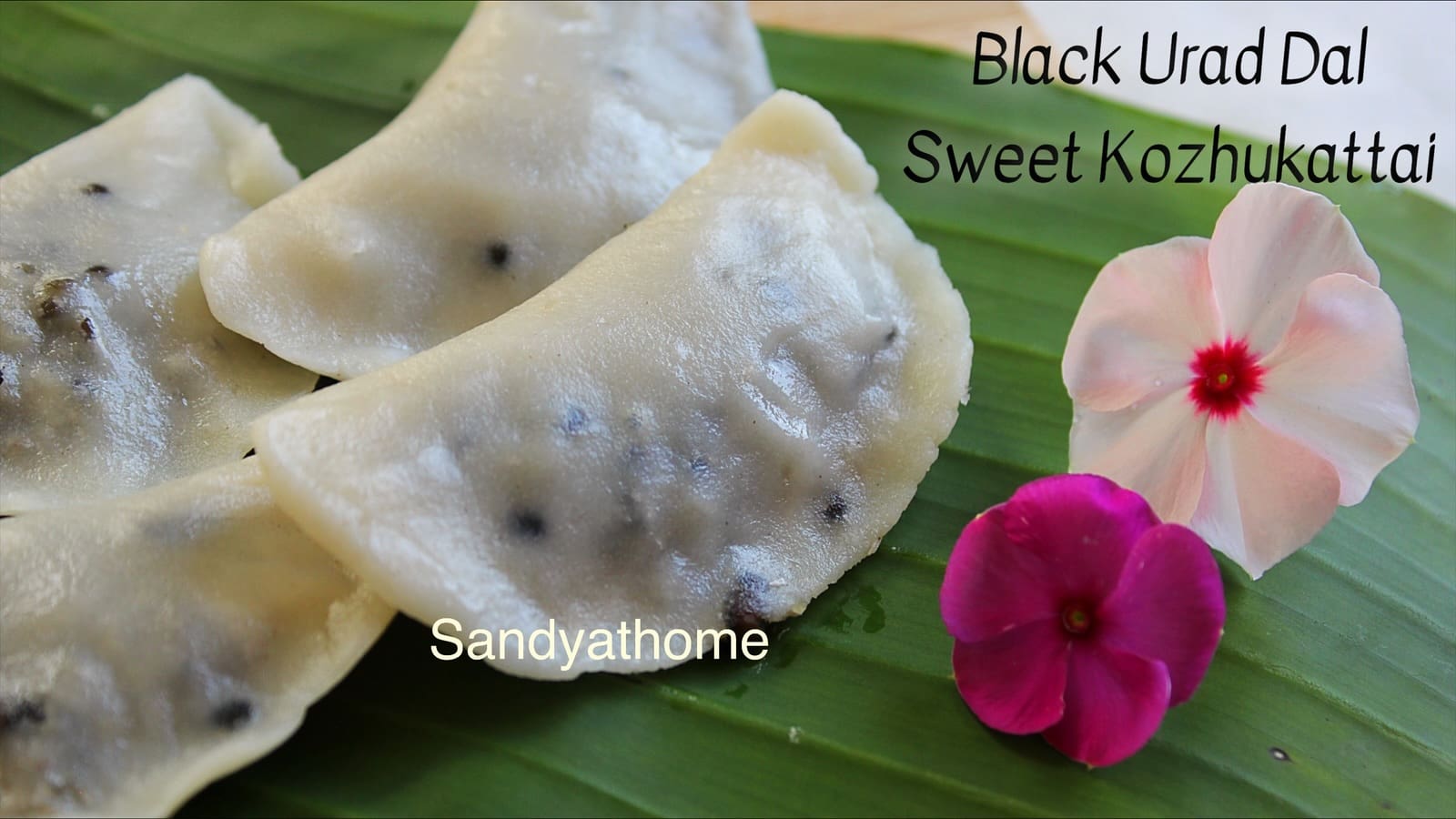 Vinayagar Chaturthi sweet karuppu ulundhu kozhukattai – steamed modakam with black urad dal, coconut, and jaggery